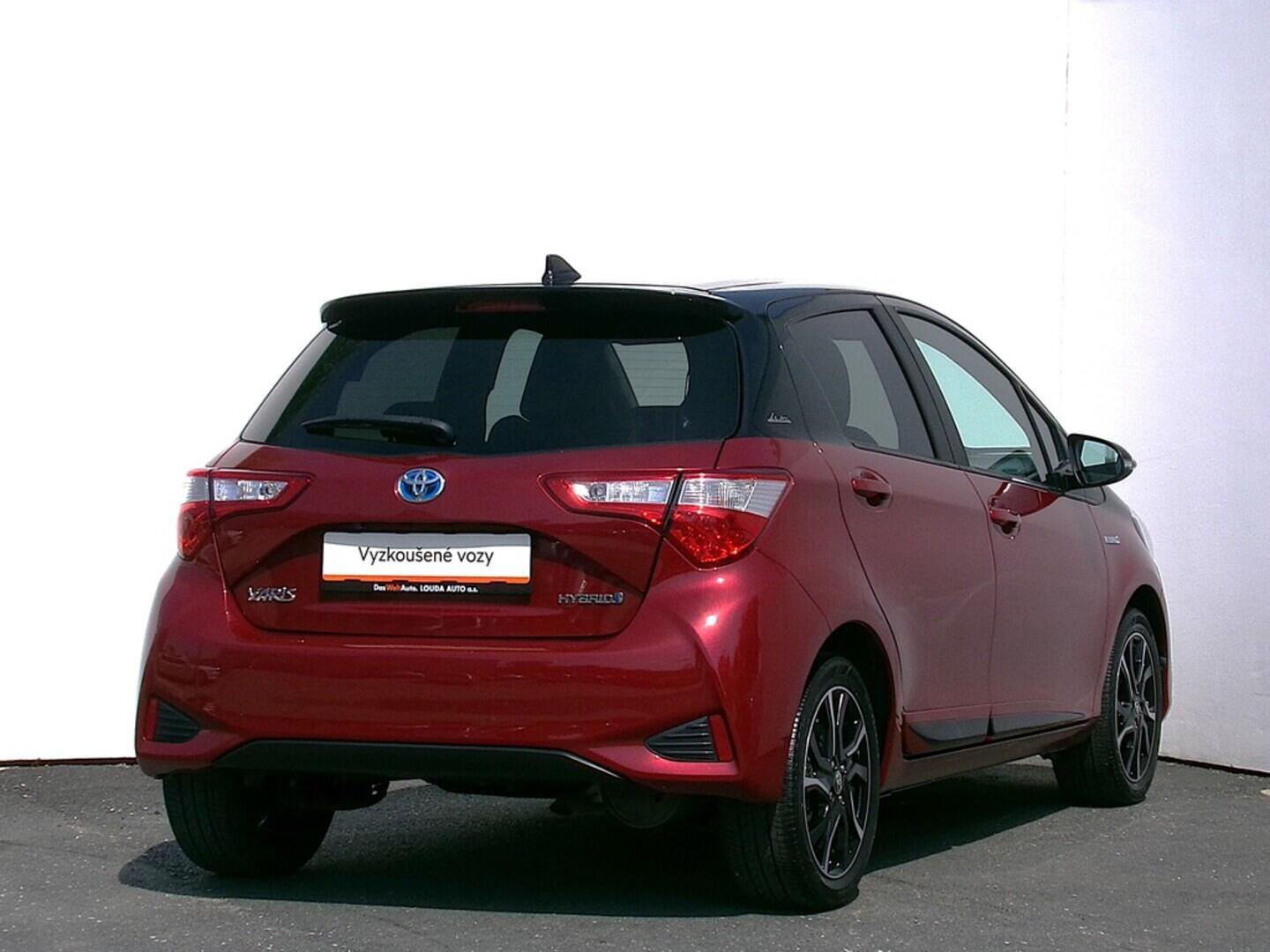 OZ190V01343_11.webp_YARIS Selection 1.5  54 kW automat