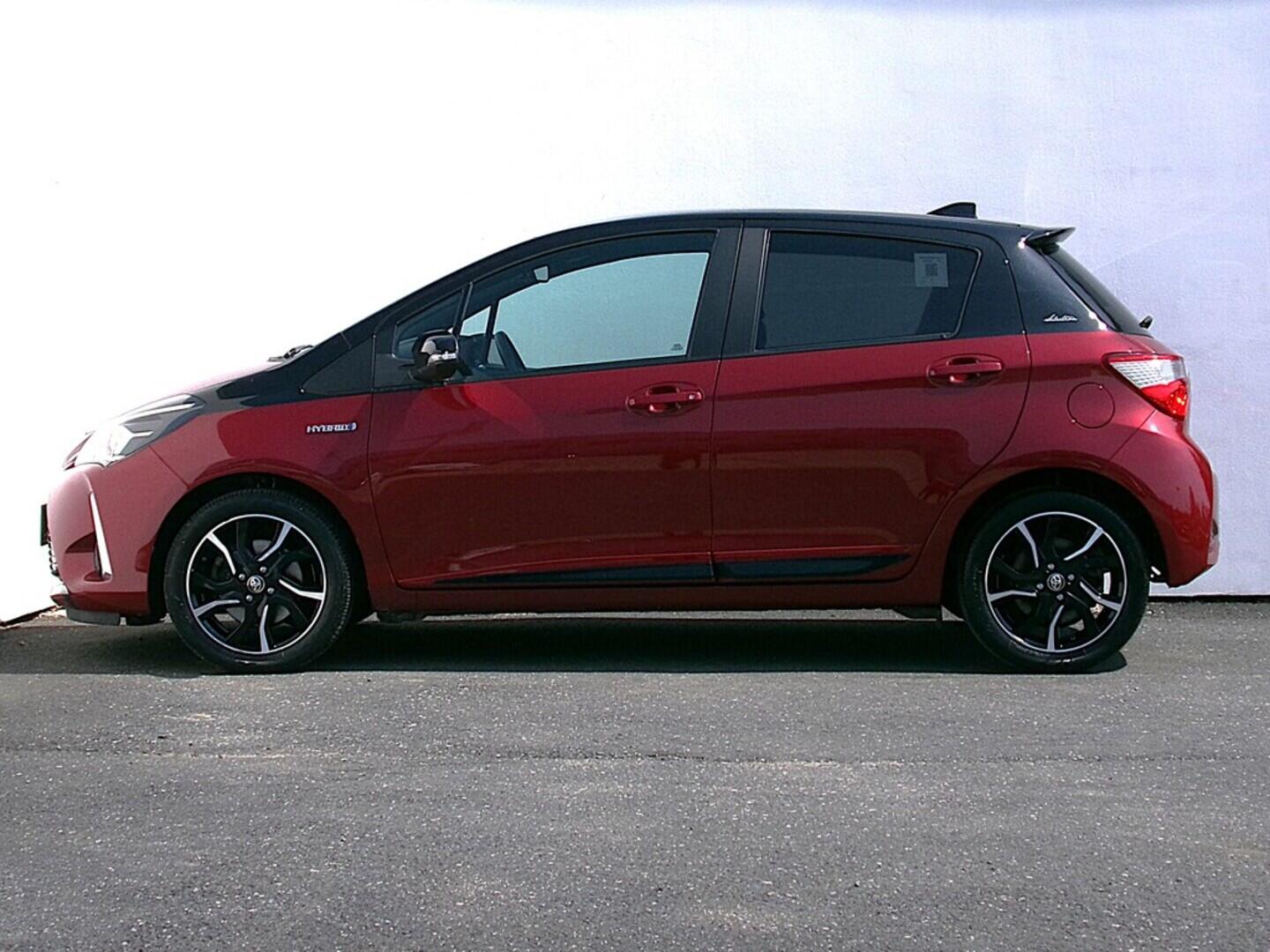 OZ190V01343_12.webp_YARIS Selection 1.5  54 kW automat