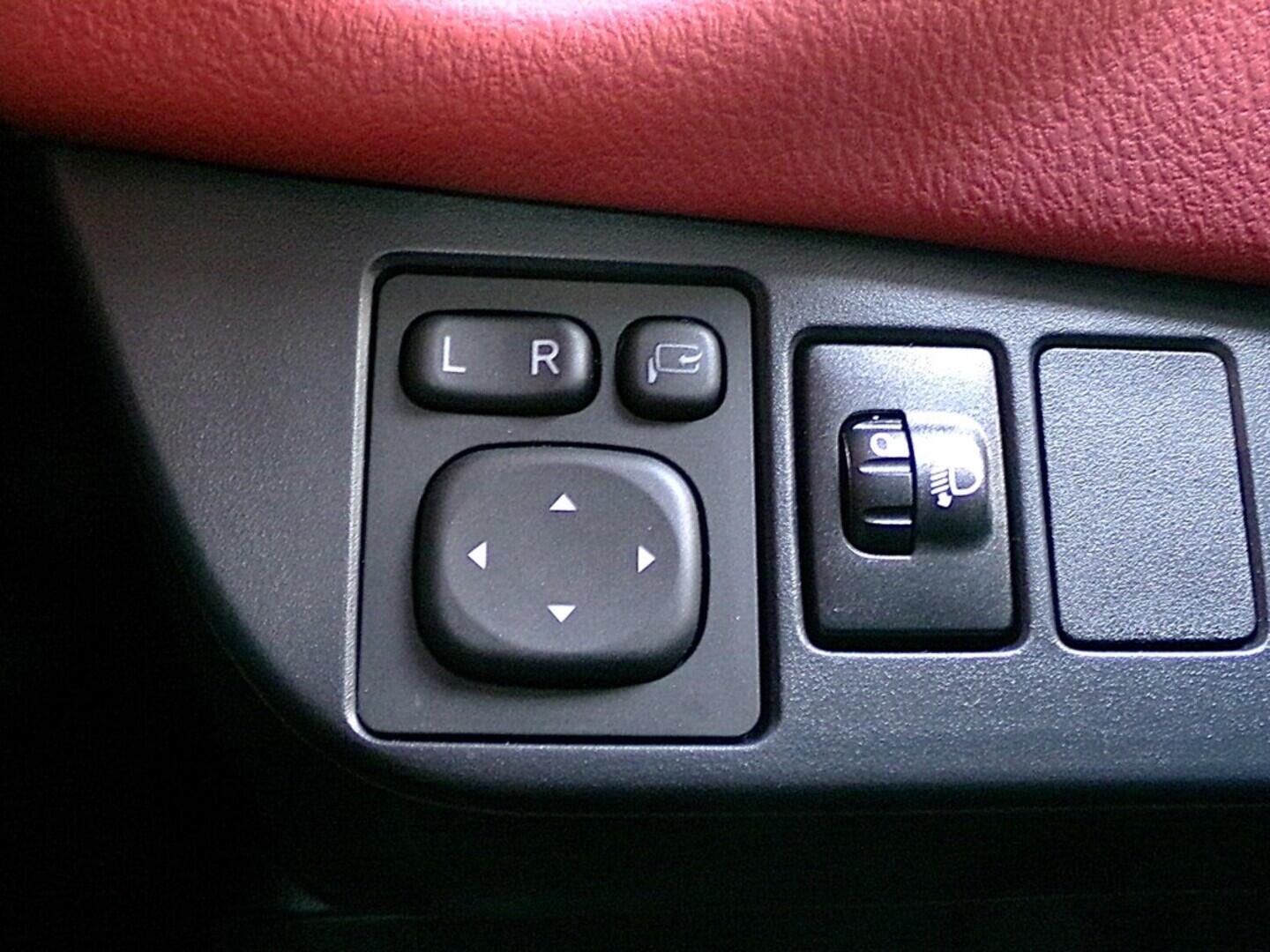 OZ190V01343_22.webp_YARIS Selection 1.5  54 kW automat
