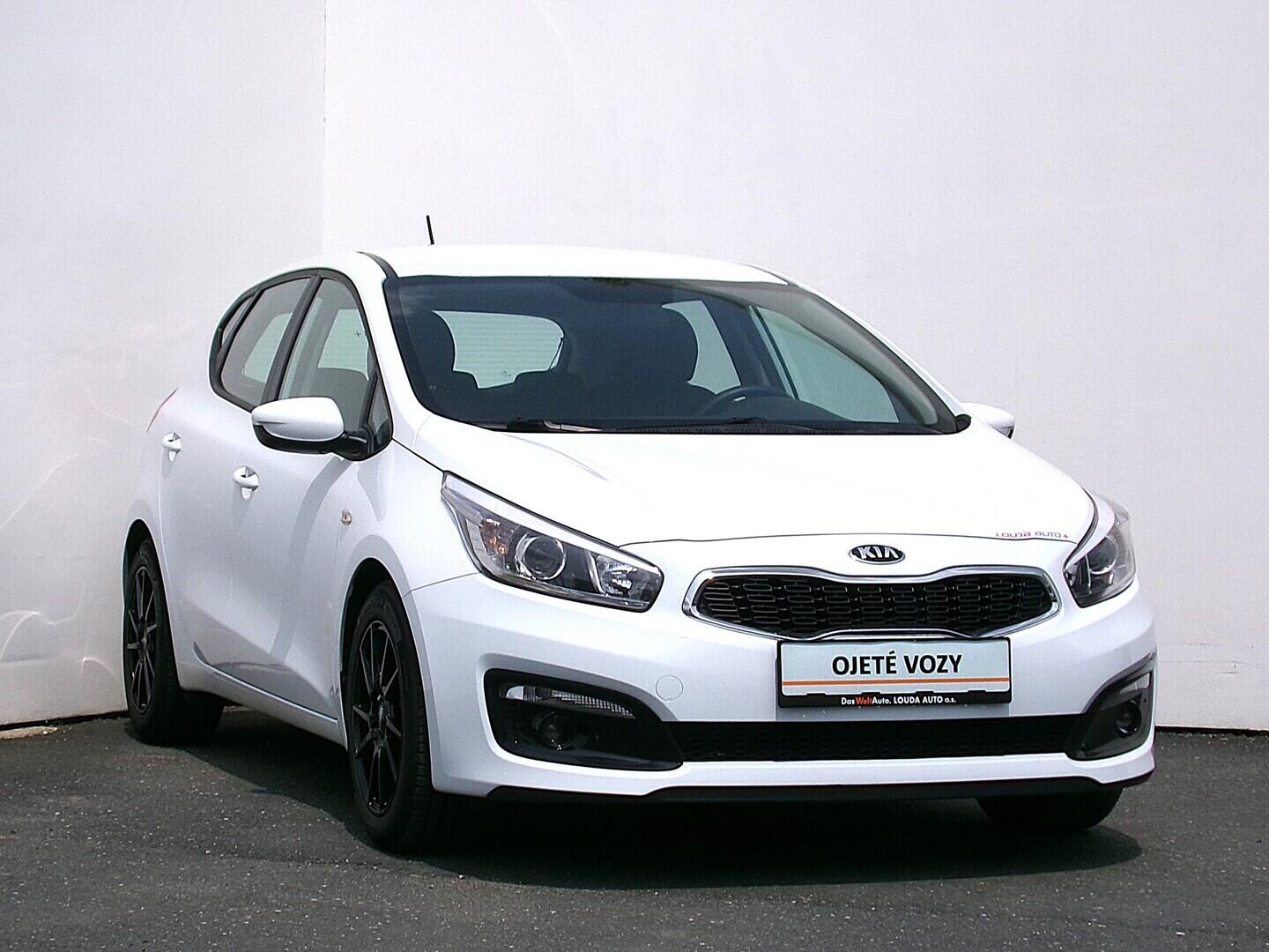 OZ190V01346_14.webp_CEED  1.4  66 kW manuál