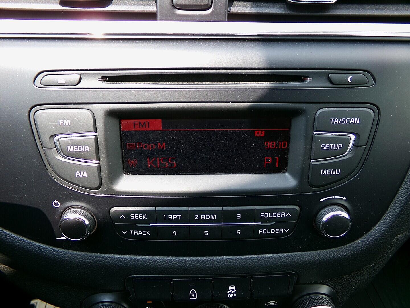 OZ190V01346_25.webp_CEED  1.4  66 kW manuál