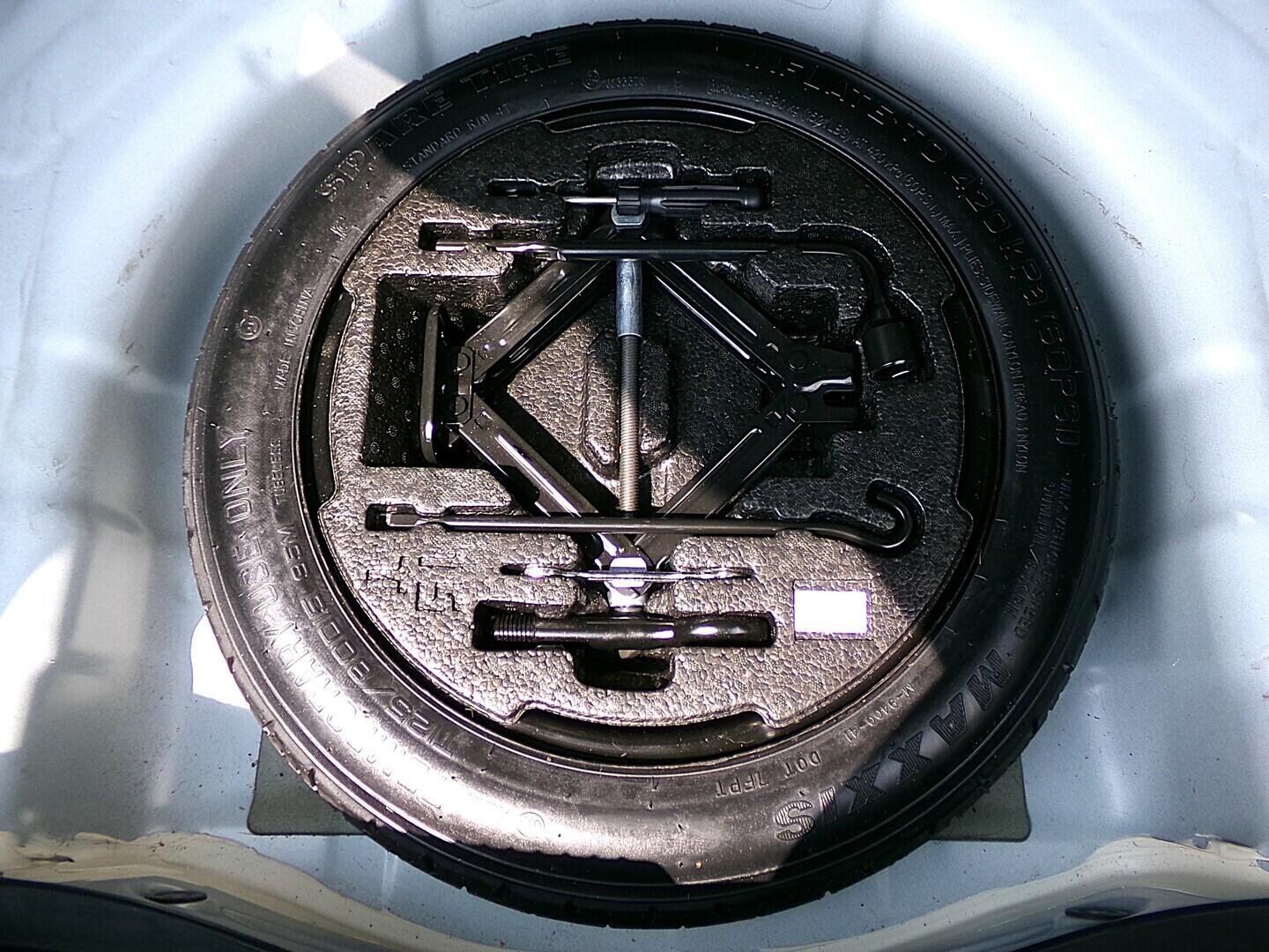 OZ190V01346_31.webp_CEED  1.4  66 kW manuál