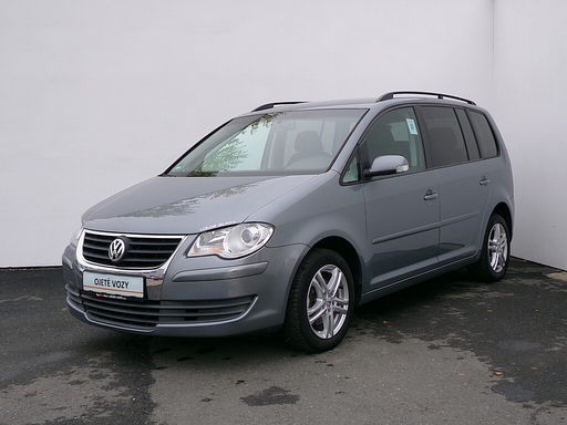 TOURAN  2.0  80 kW manuál