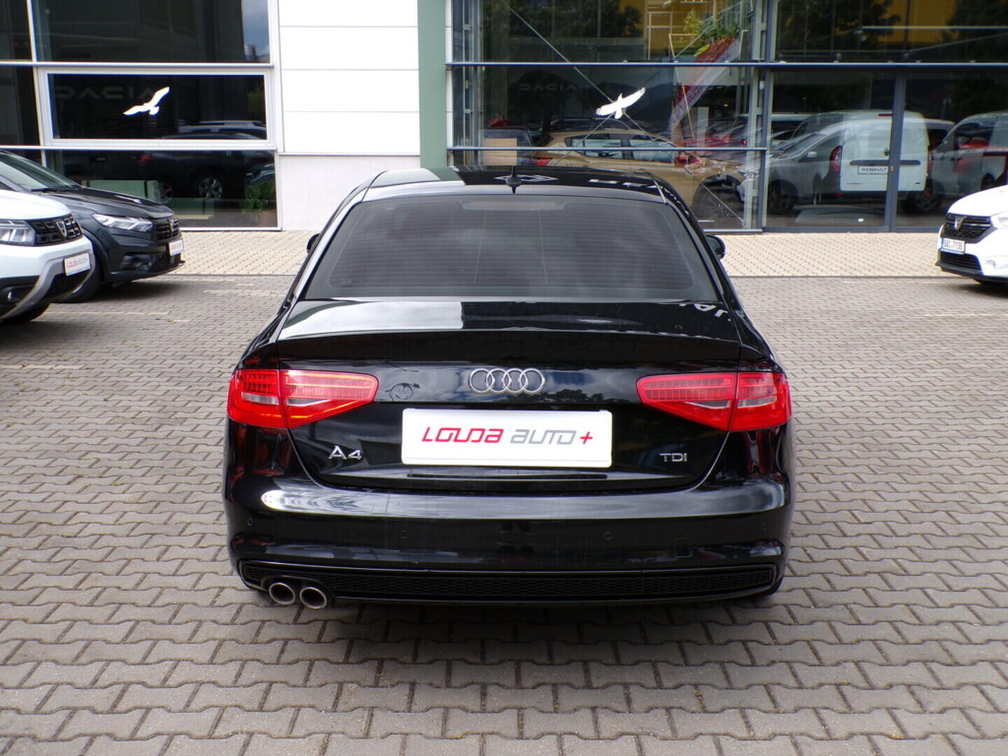 OZ190V01350_15.webp_A4 S line 2.0 TDI 110 kW automat