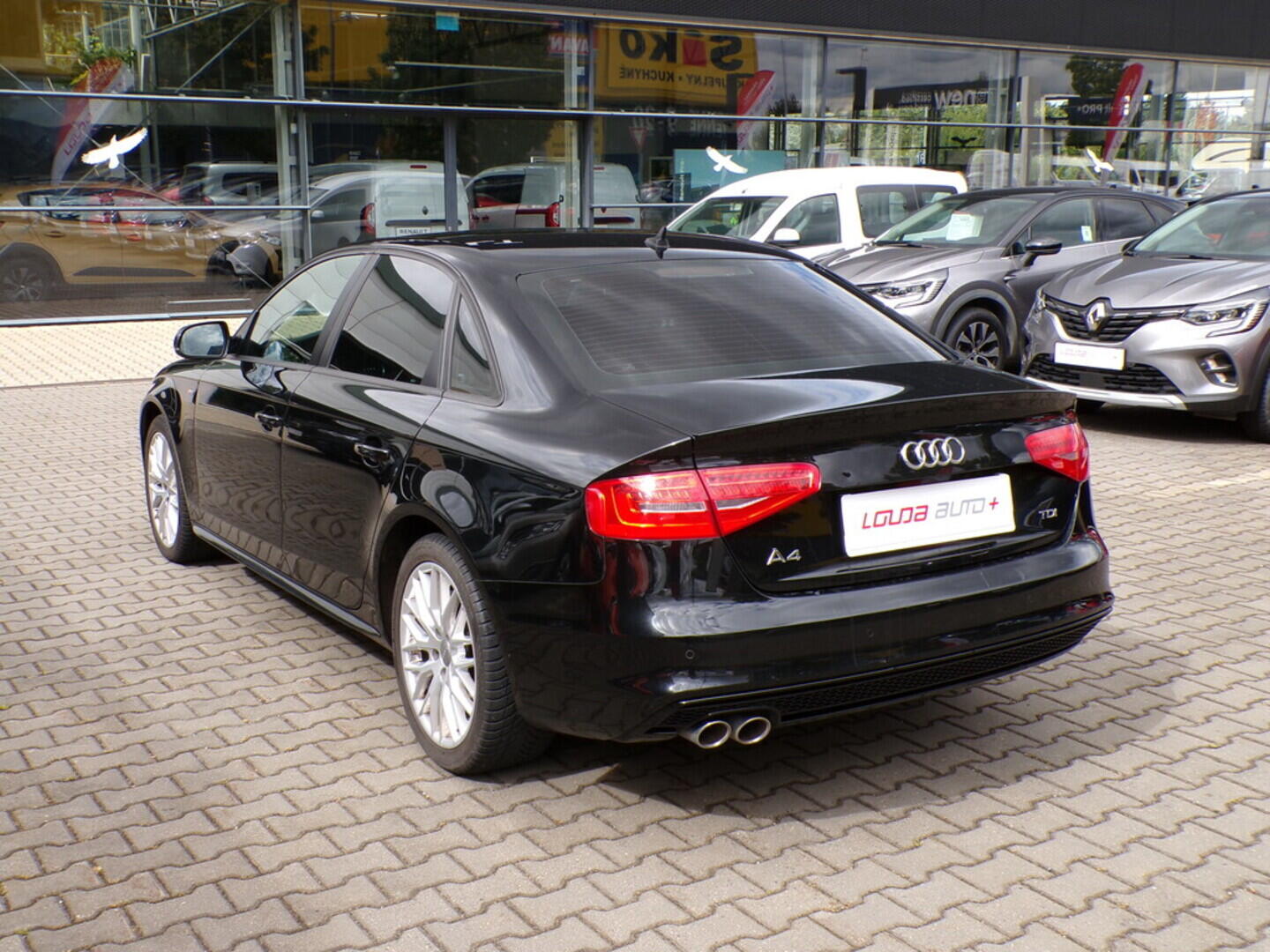 OZ190V01350_16.webp_A4 S line 2.0 TDI 110 kW automat