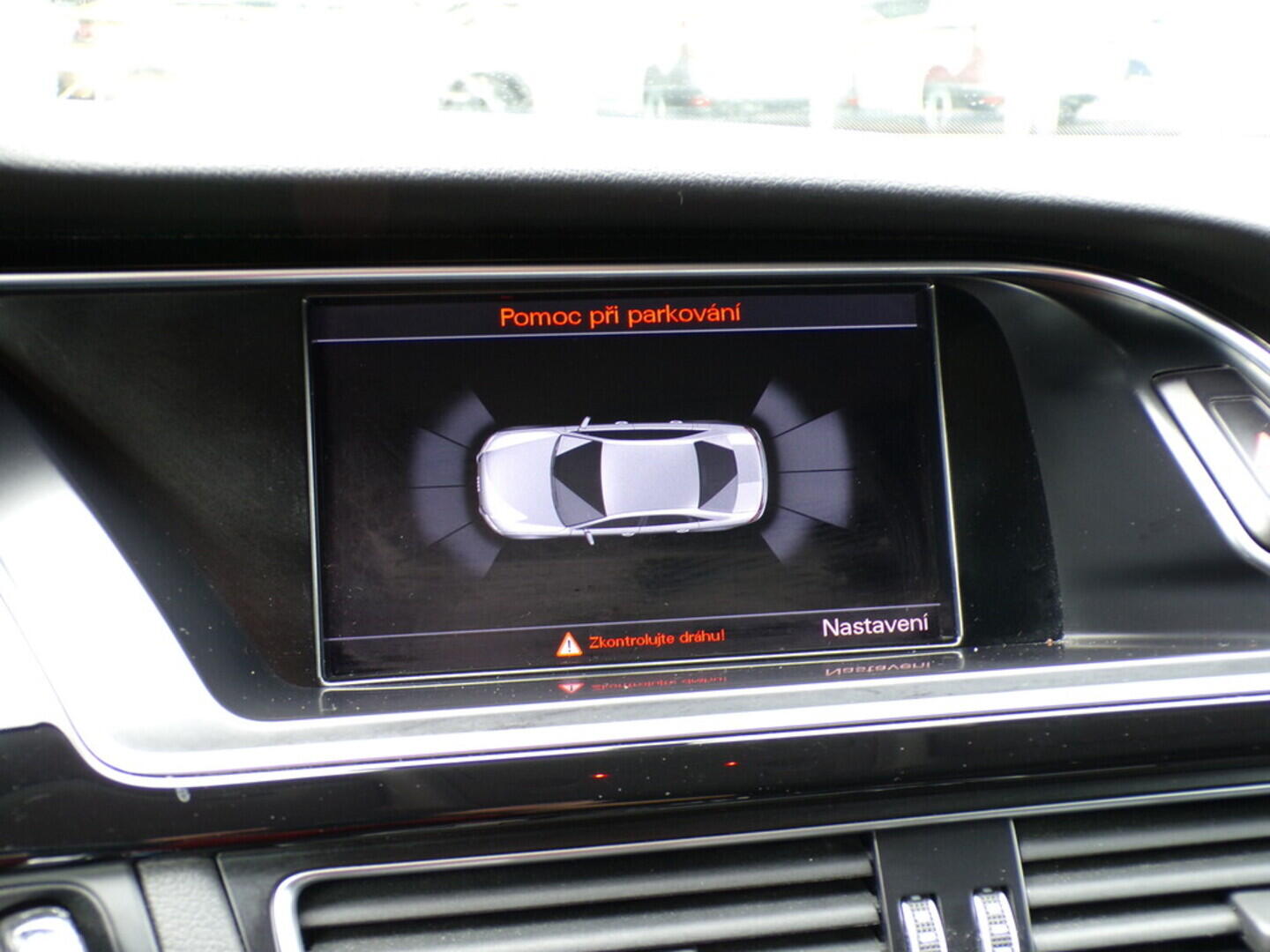 OZ190V01350_34.webp_A4 S line 2.0 TDI 110 kW automat