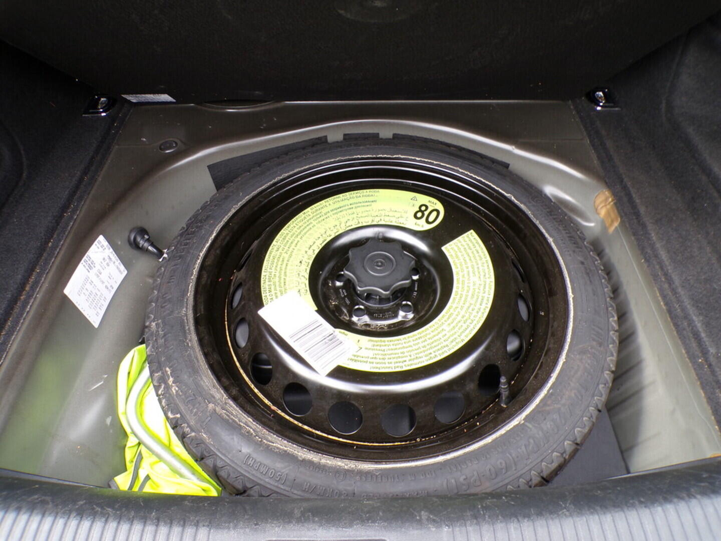 OZ190V01350_40.webp_A4 S line 2.0 TDI 110 kW automat