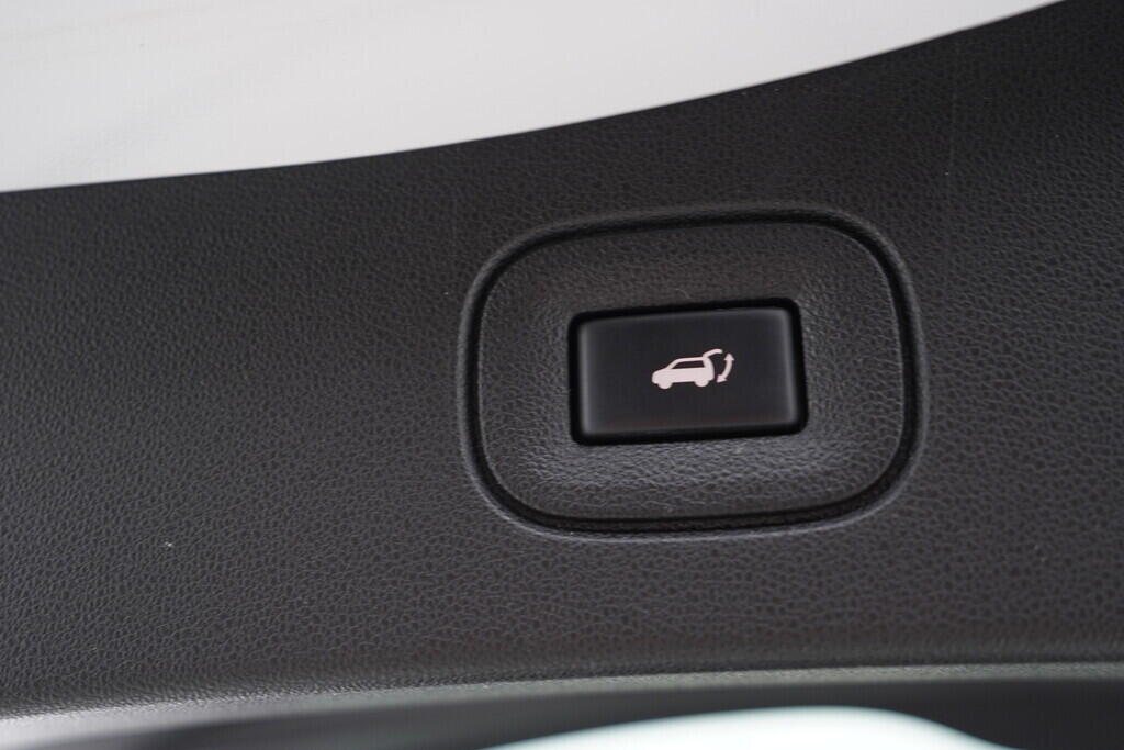 OZ190V01353_39.webp_KOLEOS Initiale Paris 2.0  135 kW automat, DPH