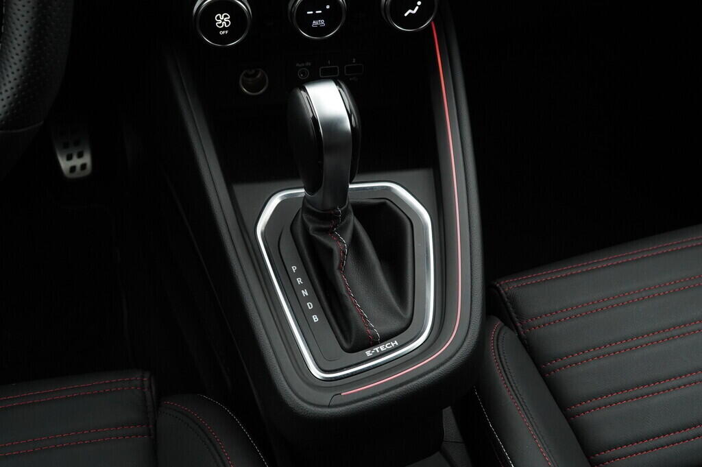 OZ190V01355_28.webp_CLIO RS LINE 1.6 E-tech 67 kW automat