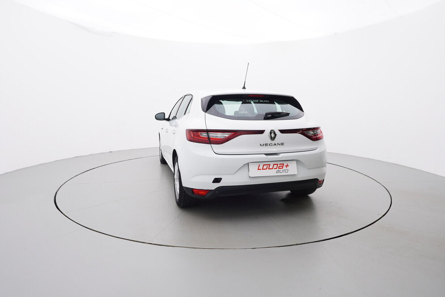OZ190V01359_13.webp_MÉGANE Business 1.5  85 kW manuál, DPH