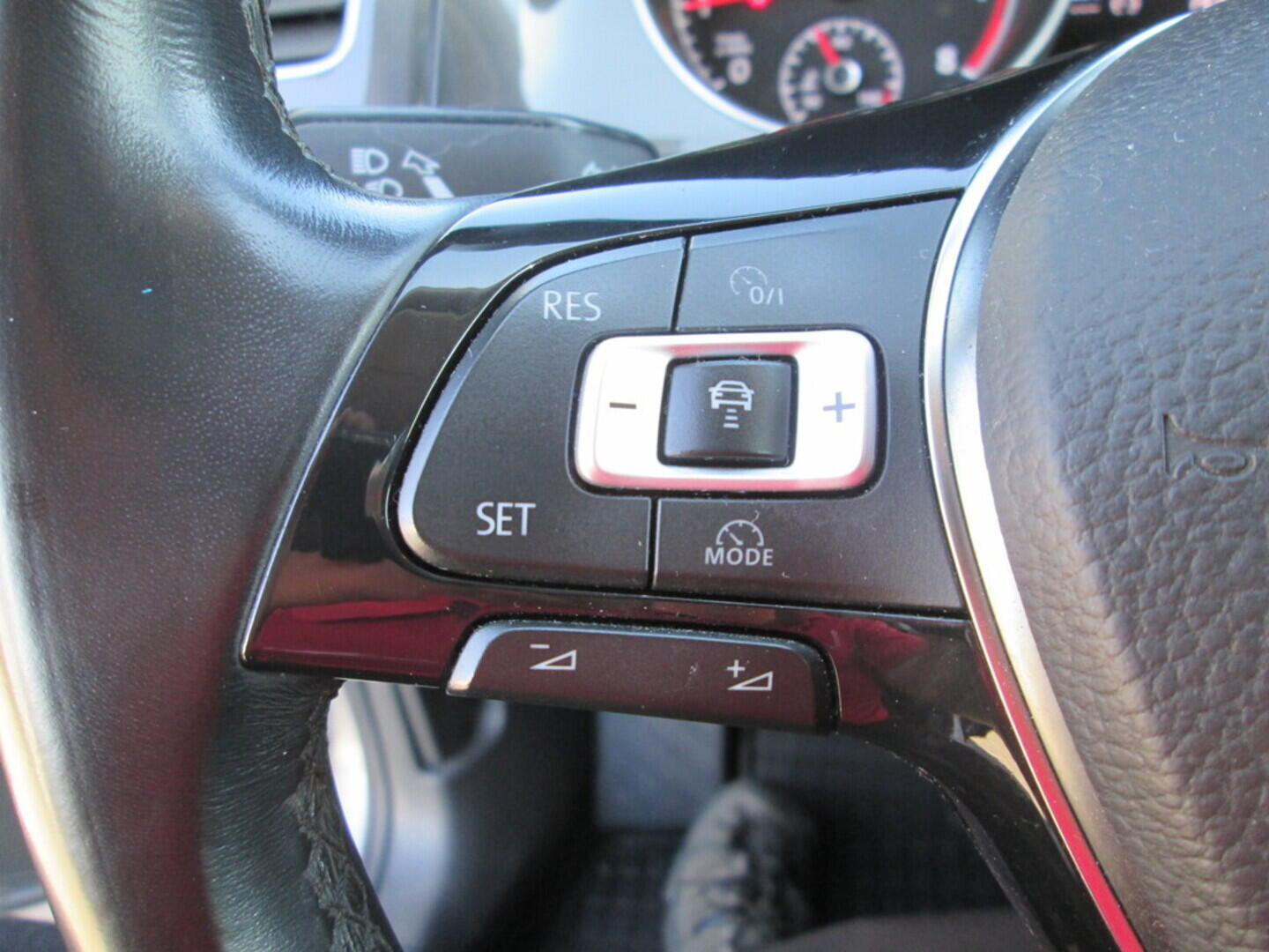 OZ190V01366_18.webp_GOLF Comfortline 1.0 TSI 81 kW manuál
