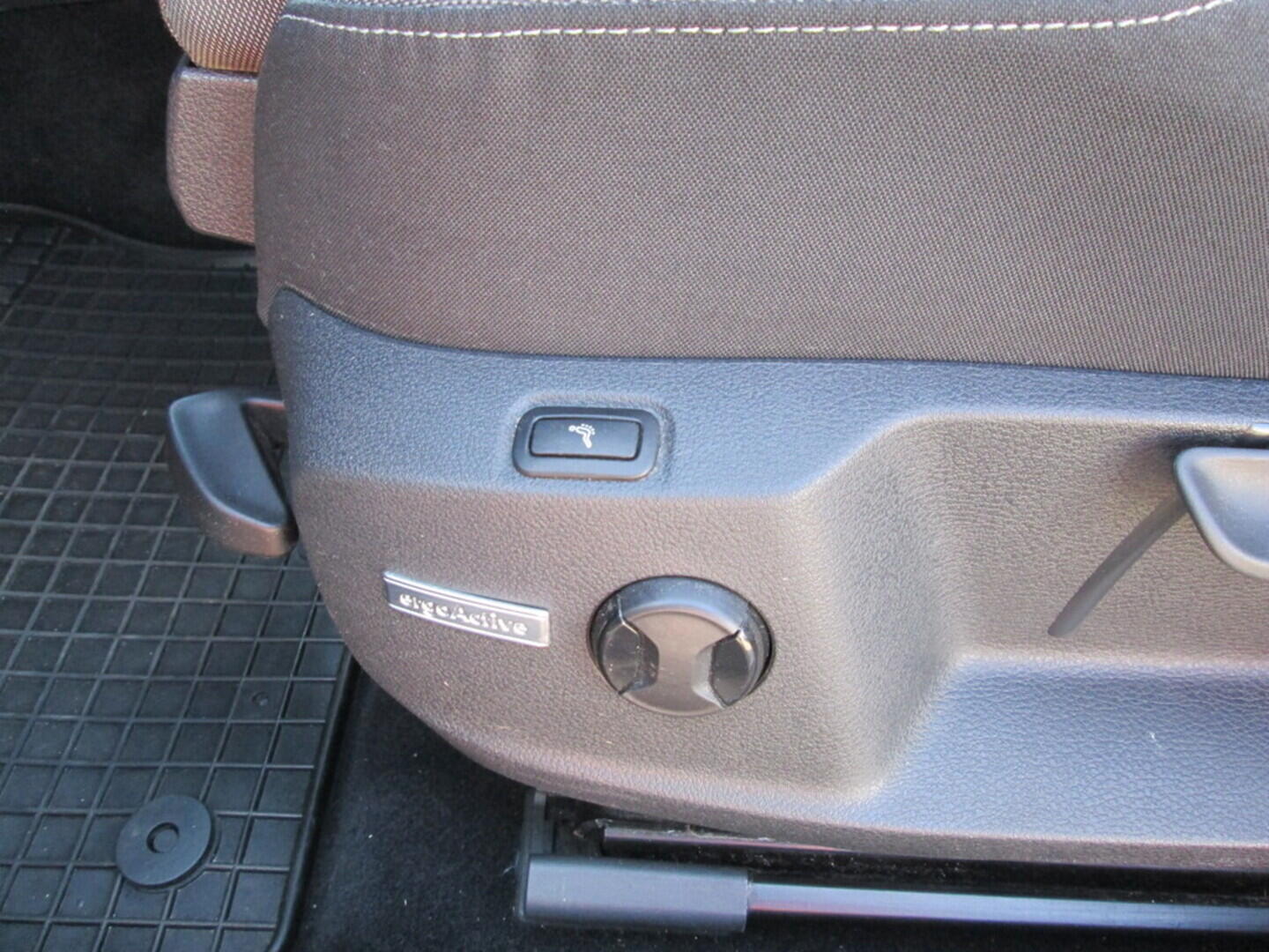 OZ190V01366_22.webp_GOLF Comfortline 1.0 TSI 81 kW manuál