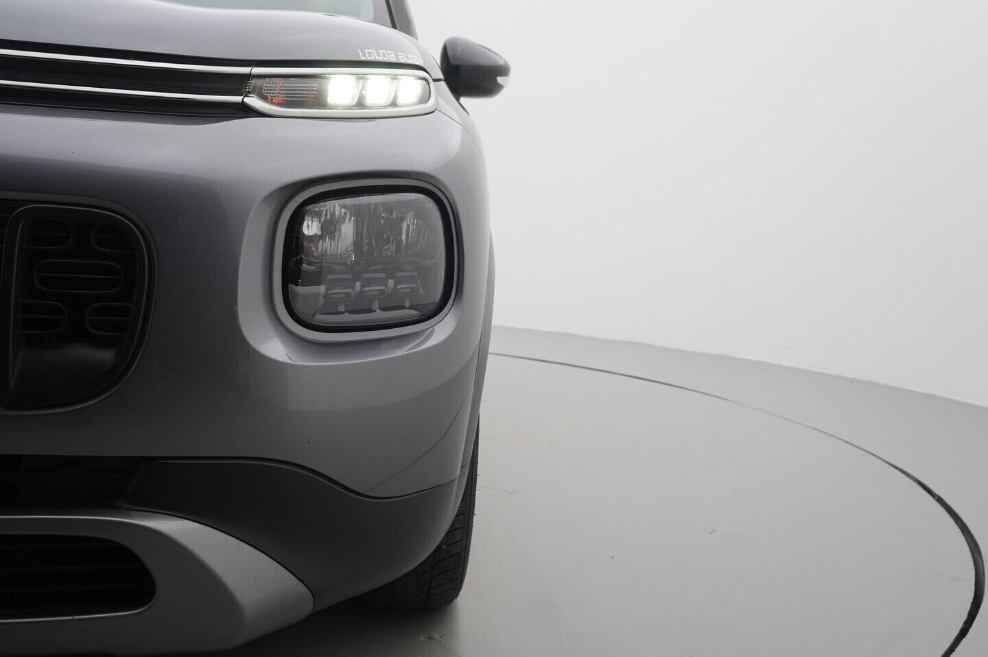 OZ190V01381_39.webp_C3 AIRCROSS  1.2  60 kW manuál