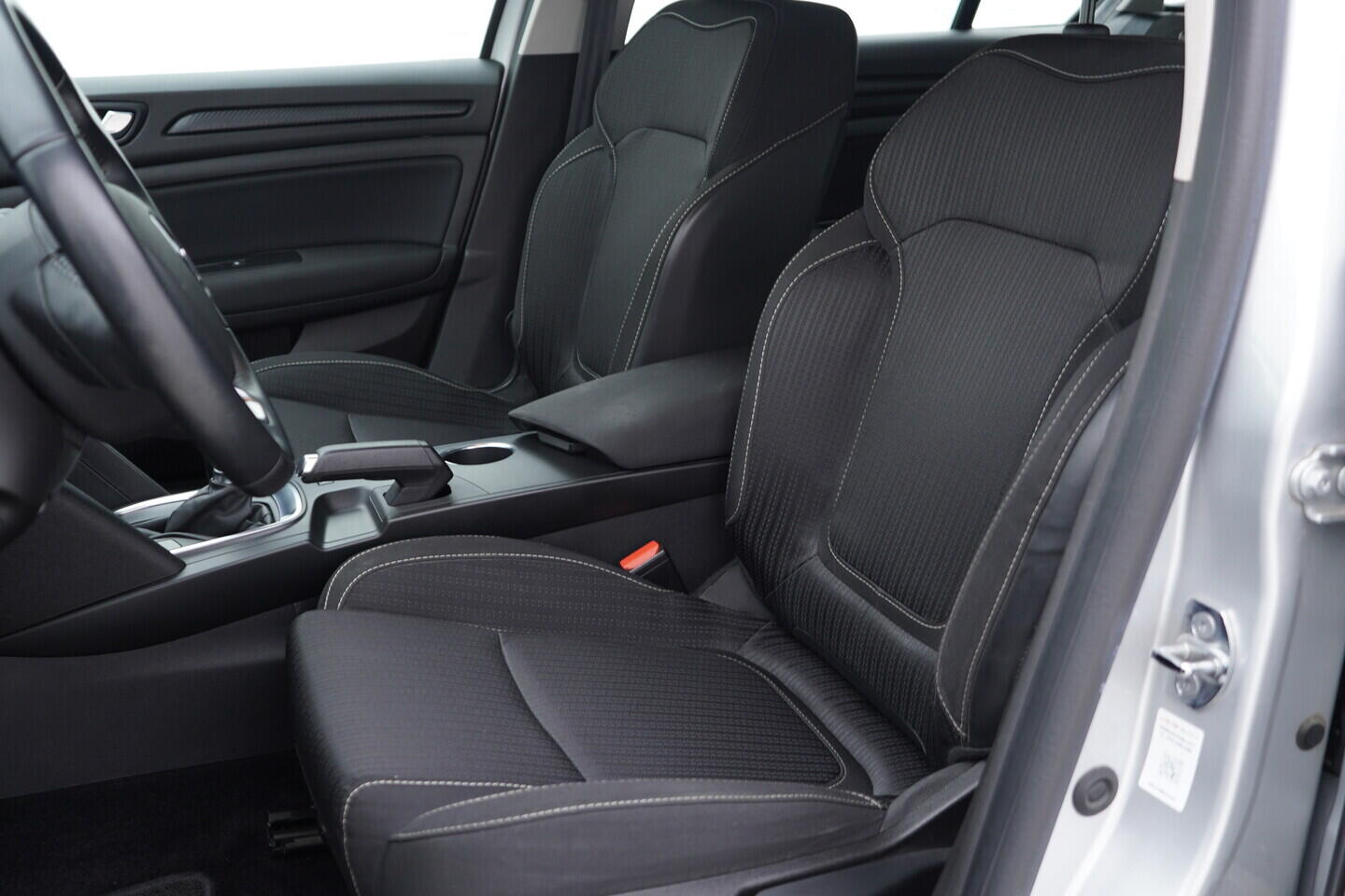 OZ190V01382_22.webp_MÉGANE Business 1.5 DCI 85 kW automat, DPH