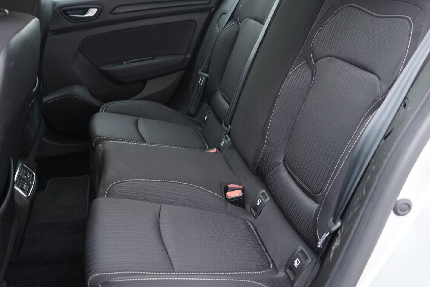 OZ190V01382_29.webp_MÉGANE Business 1.5 DCI 85 kW automat, DPH