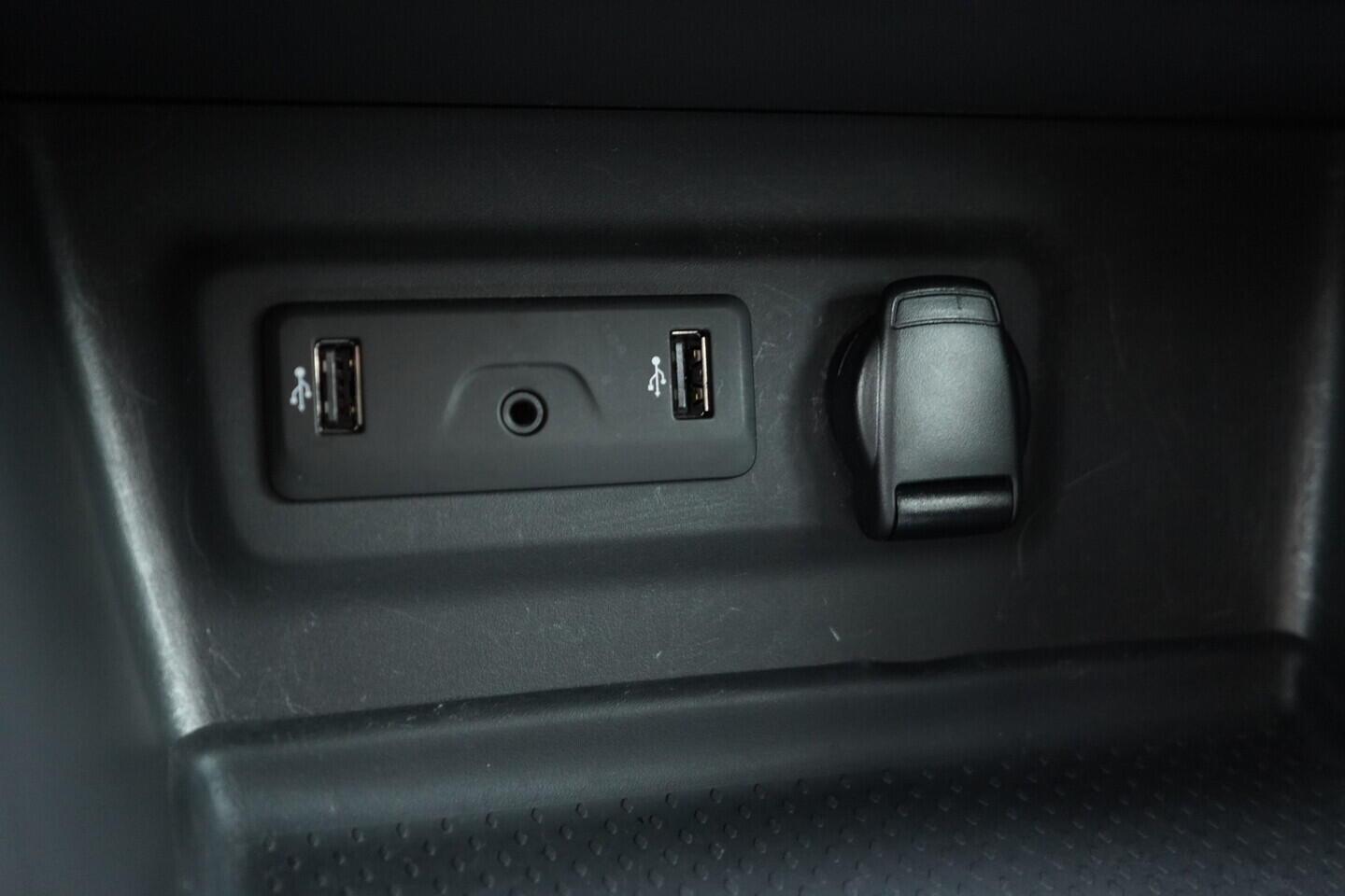 OZ190V01382_34.webp_MÉGANE Business 1.5 DCI 85 kW automat, DPH