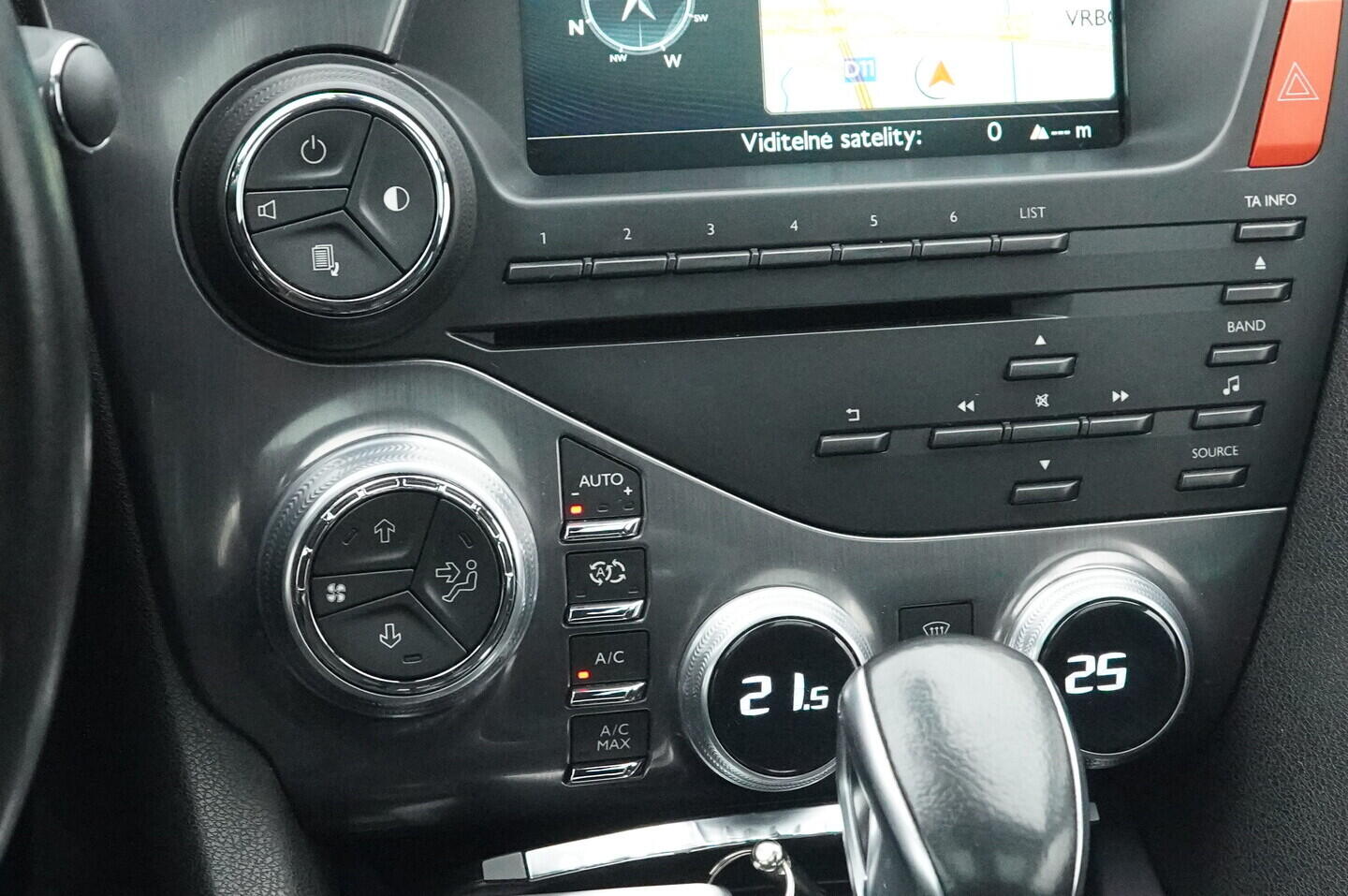 OZ190V01383_30.webp_DS5  2.0  133 kW automat