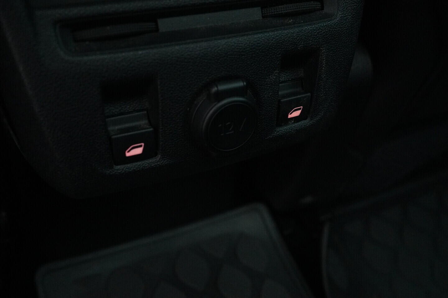 OZ190V01383_35.webp_DS5  2.0  133 kW automat