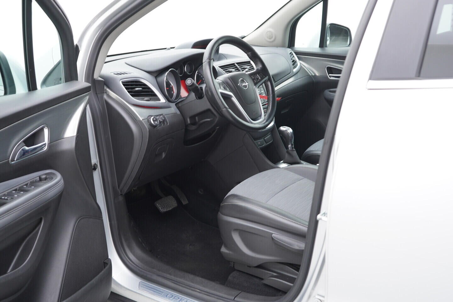 OZ190V01384_18.webp_MOKKA Cosmo 1.7  96 kW automat