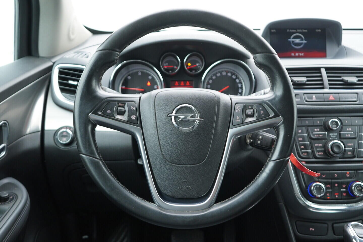 OZ190V01384_26.webp_MOKKA Cosmo 1.7  96 kW automat