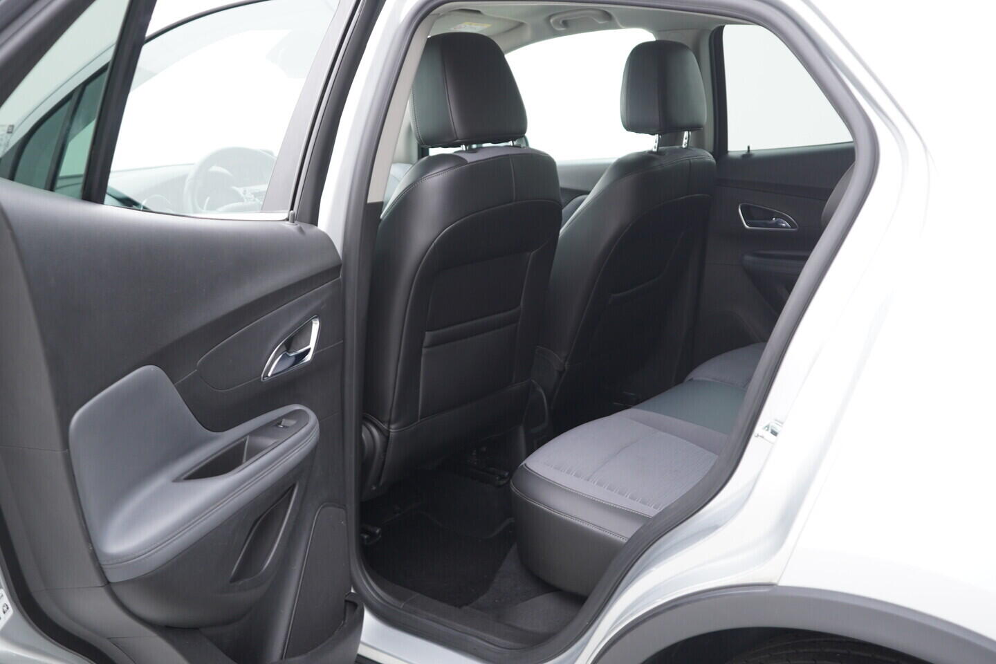 OZ190V01384_31.webp_MOKKA Cosmo 1.7  96 kW automat