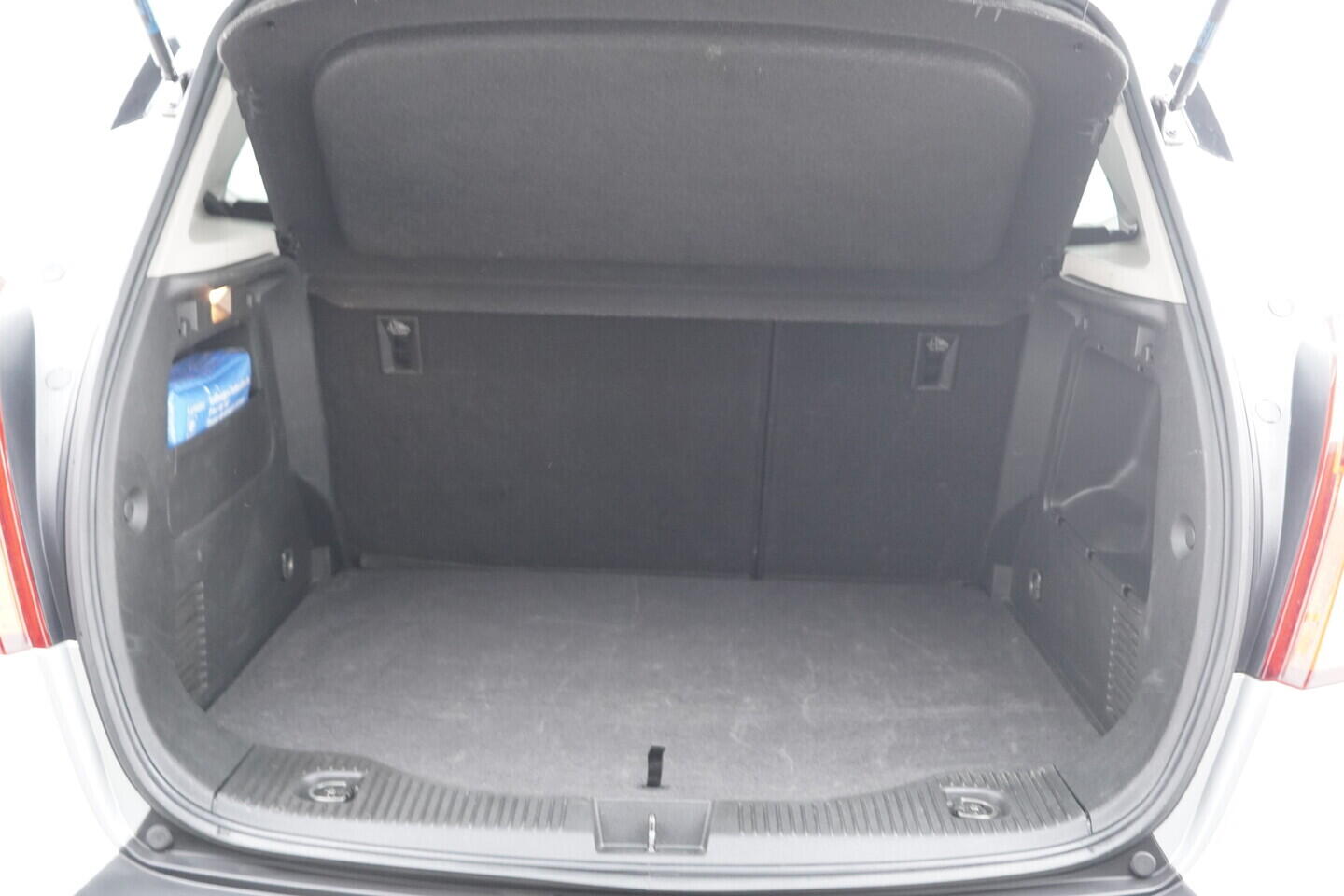 OZ190V01384_33.webp_MOKKA Cosmo 1.7  96 kW automat