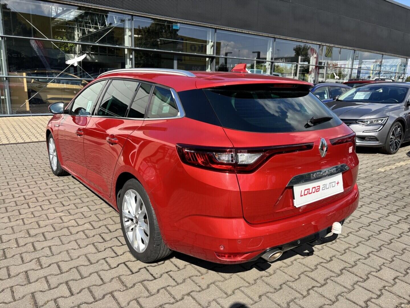 OZ190V01388_16.webp_MÉGANE  1.3 TCe 103 kW automat
