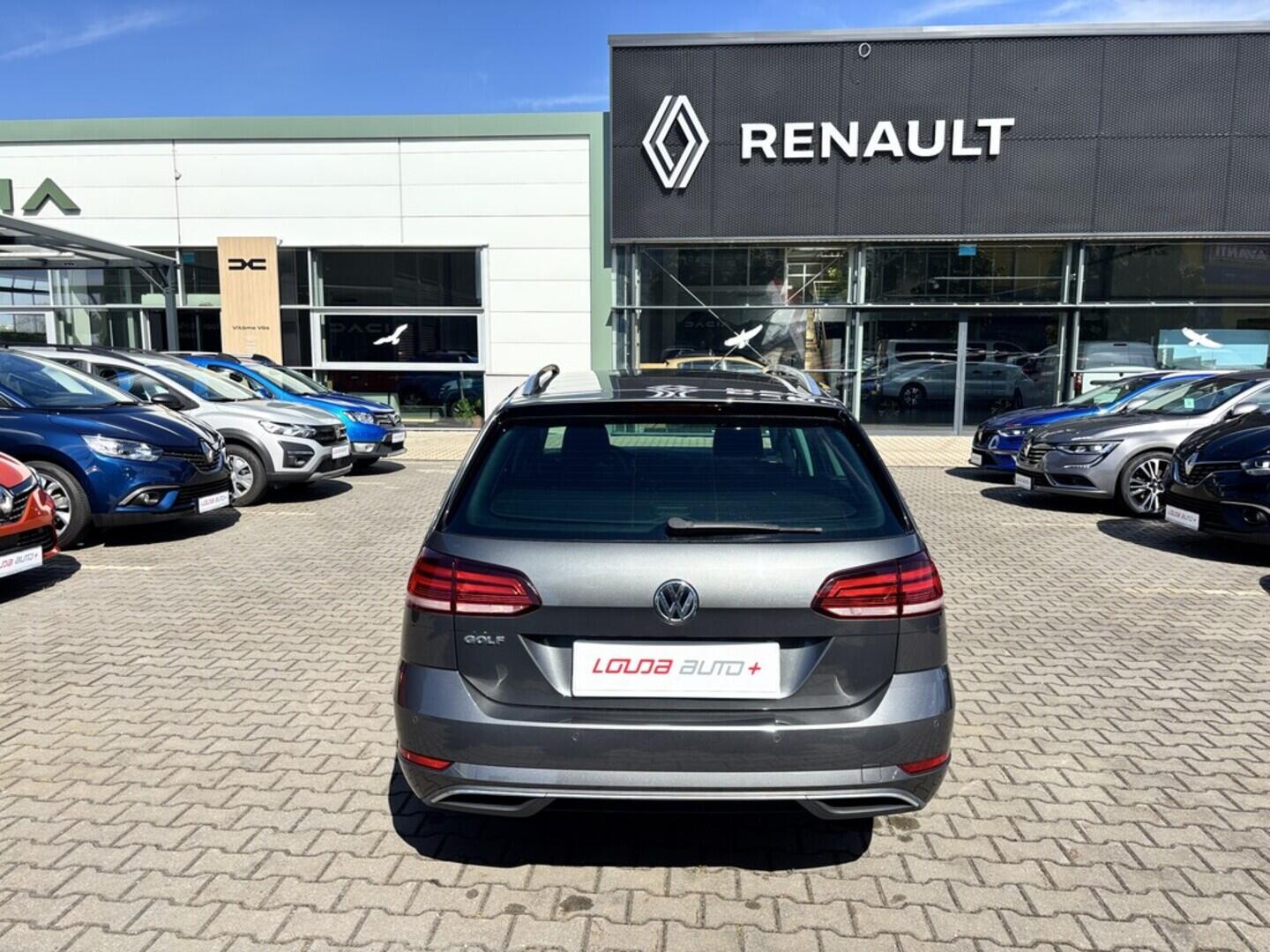 OZ190V01390_15.webp_GOLF VARIANT Comfortline 1.0 TSI 81 kW manuál