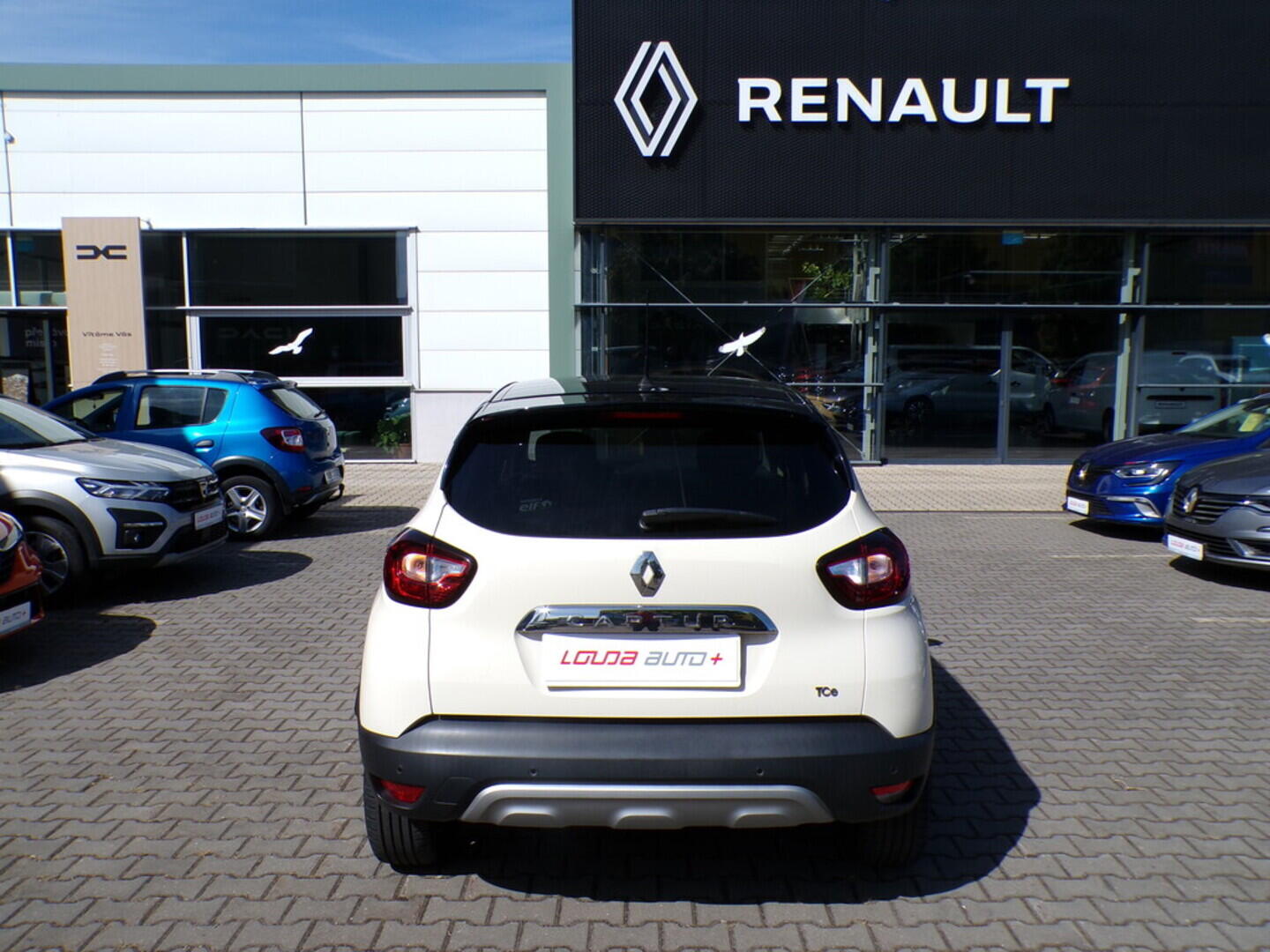 OZ190V01391_15.webp_CAPTUR Initiale 1.2 TCe 87 kW manuál