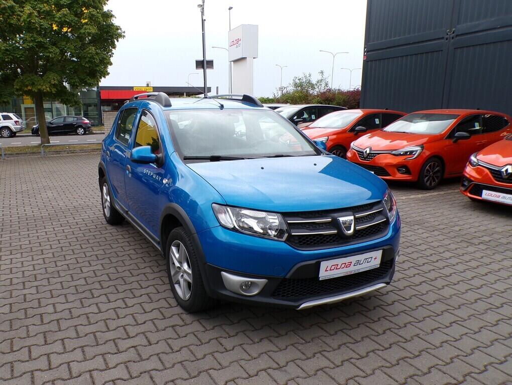 OZ190V01396_12.webp_SANDERO Stepway 0.9  66 kW manuál
