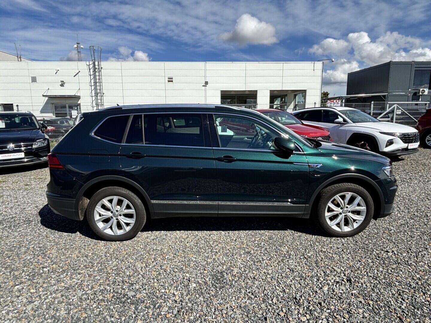 OZ190V01399_12.webp_TIGUAN ALLSPACE Comfort 2.0  110 kW automat