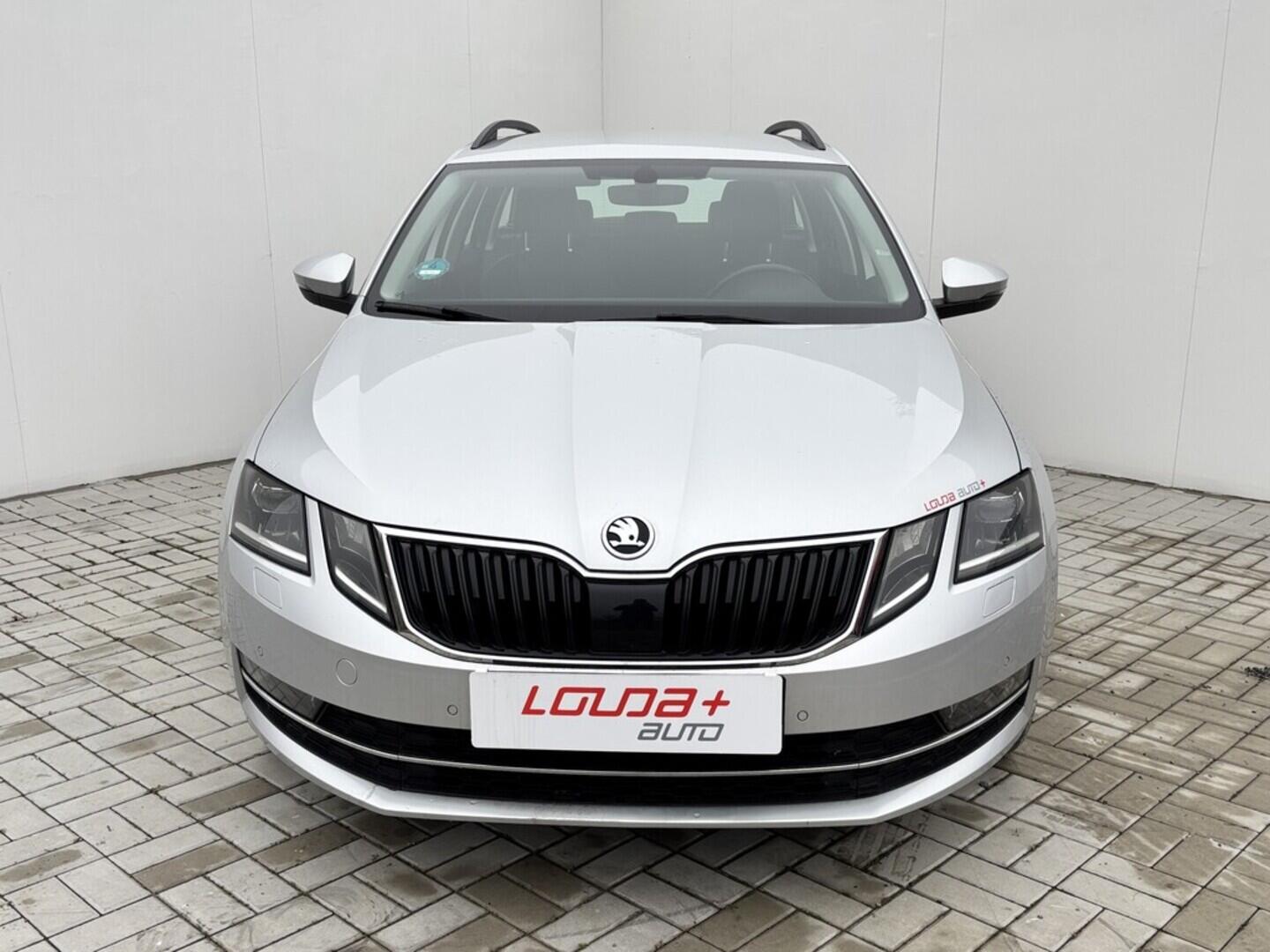 OZ190V01405_11.webp_OCTAVIA Style Plus 2.0 TDI 110 kW automat