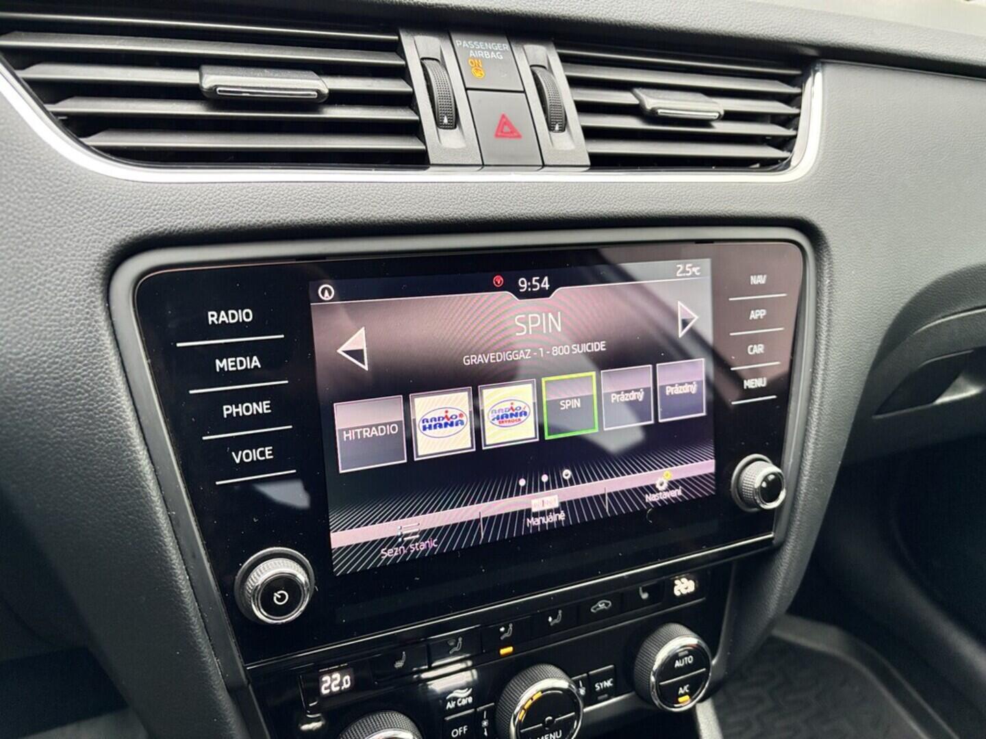 OZ190V01405_30.webp_OCTAVIA Style Plus 2.0 TDI 110 kW automat