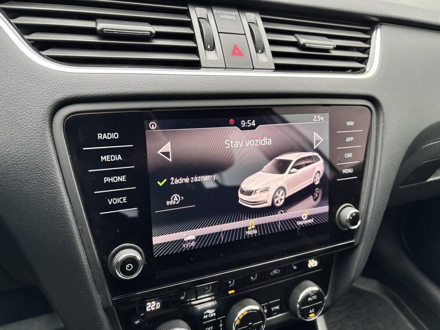 OZ190V01405_33.webp_OCTAVIA Style Plus 2.0 TDI 110 kW automat