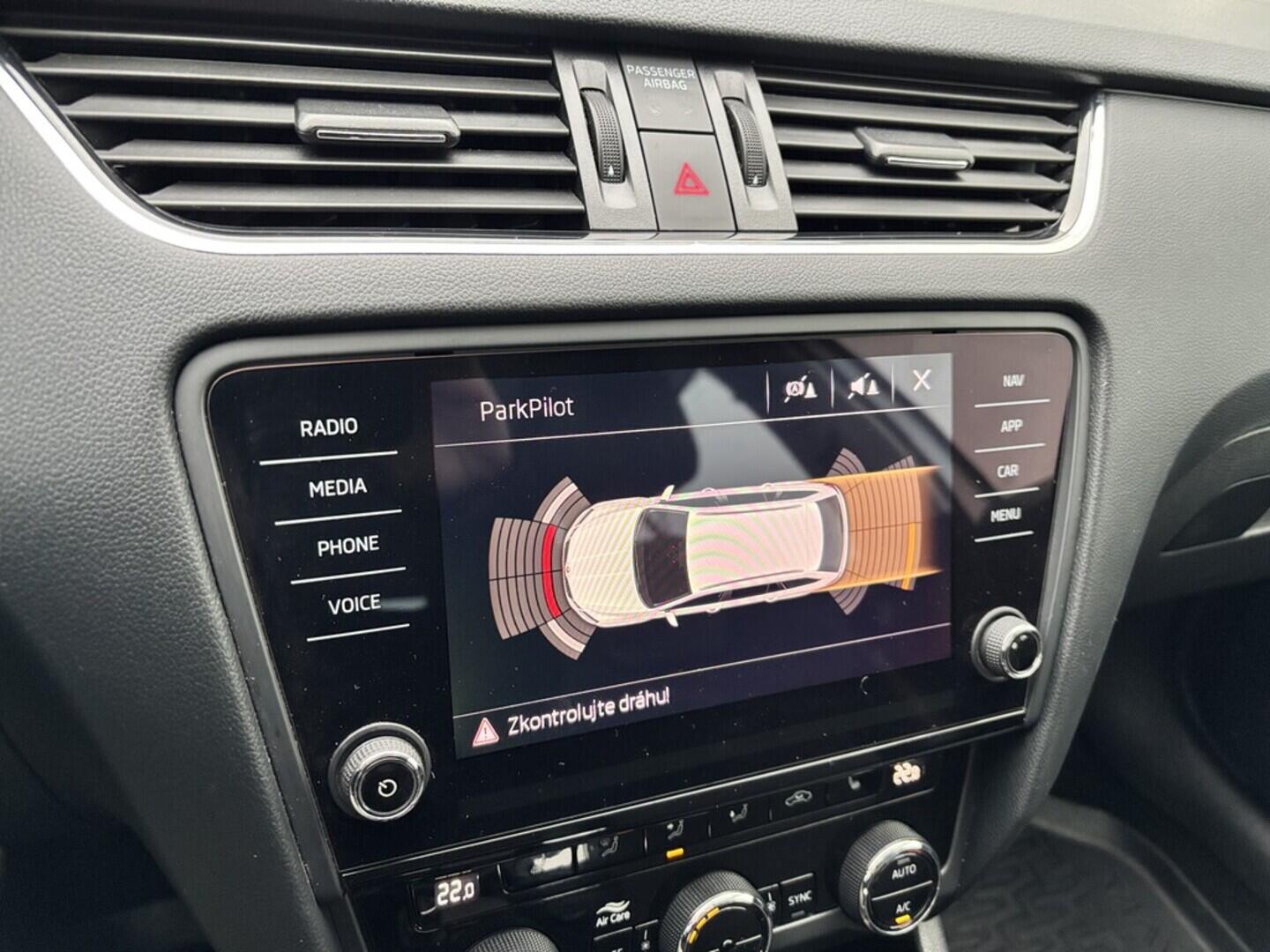 OZ190V01405_34.webp_OCTAVIA Style Plus 2.0 TDI 110 kW automat