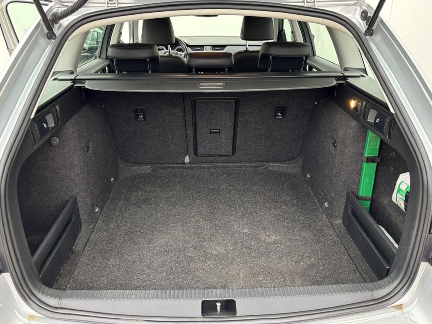 OZ190V01405_39.webp_OCTAVIA Style Plus 2.0 TDI 110 kW automat