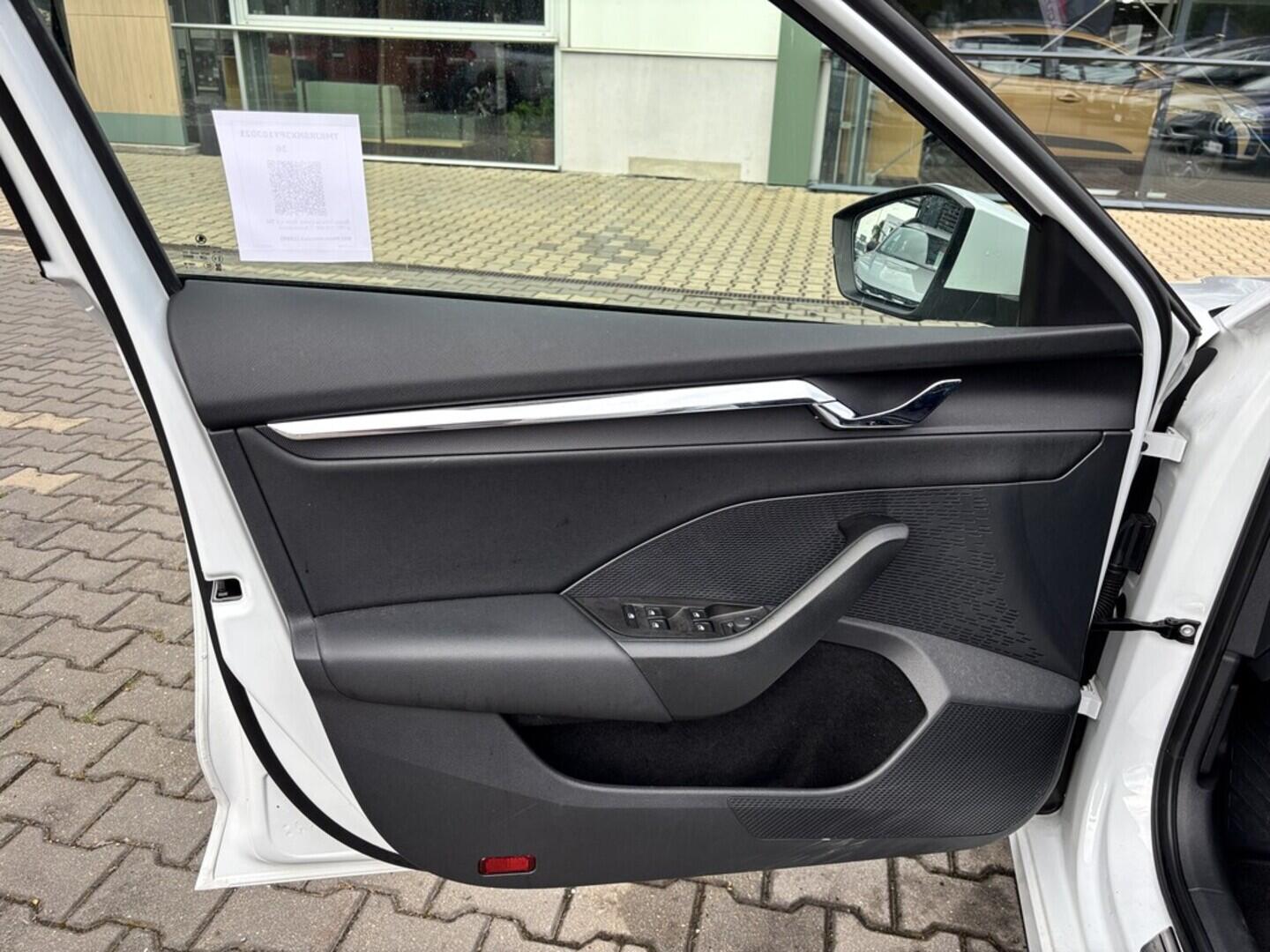 OZ190V01412_20.webp_OCTAVIA Style 1.5 TSI 110 kW automat, DPH