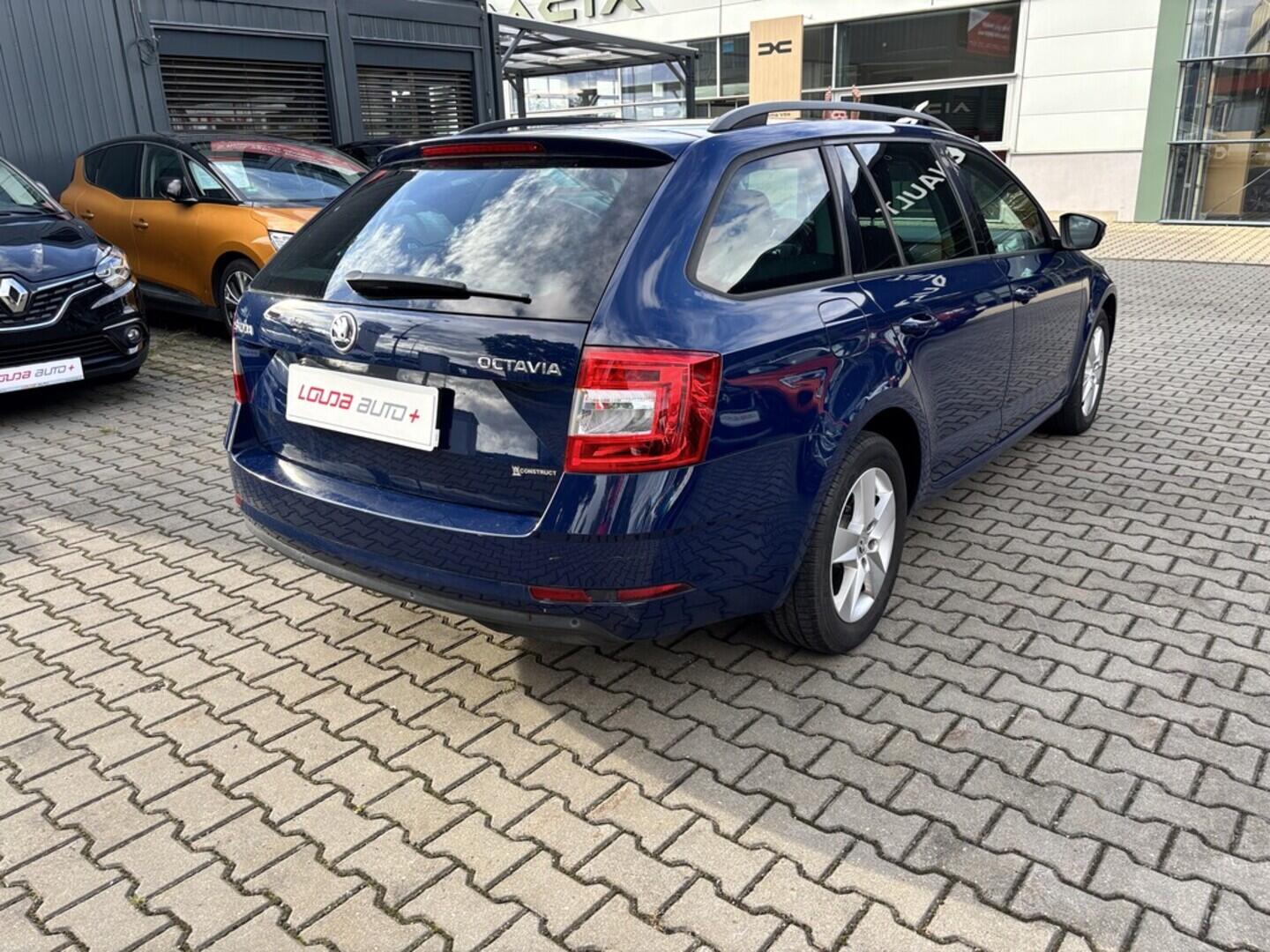 OZ190V01416_14.webp_OCTAVIA Active 2.0 TDI 110 kW manuál