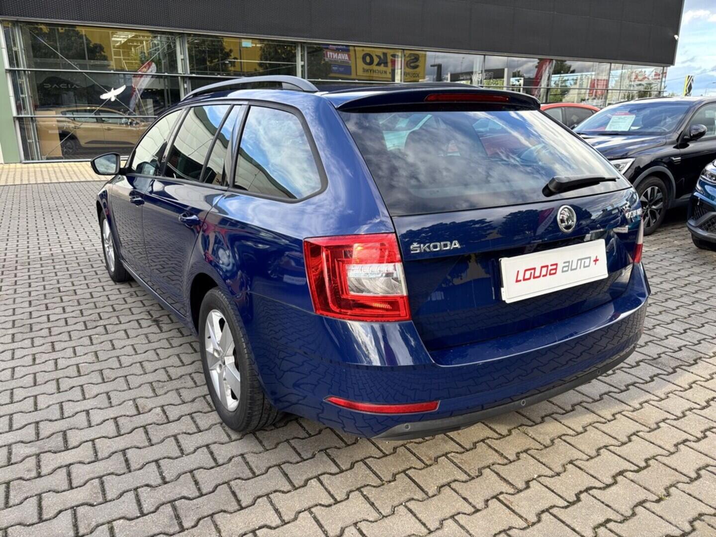 OZ190V01416_16.webp_OCTAVIA Active 2.0 TDI 110 kW manuál