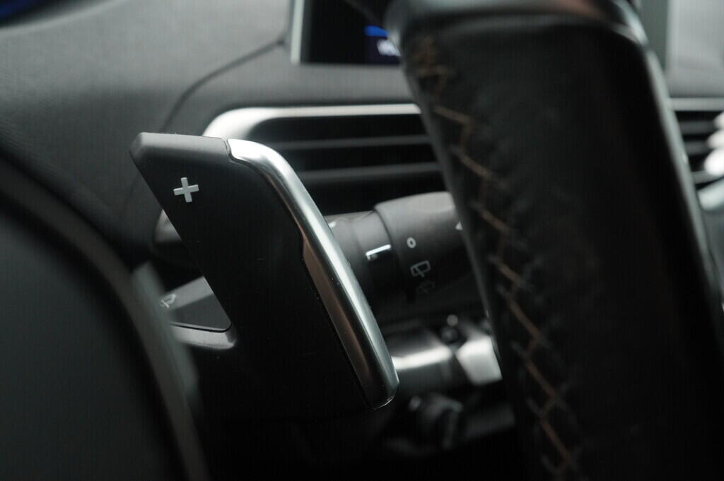 OZ190V01434_20.webp_3008 GT Line 2.0 BlueHDi 130 kW automat, DPH