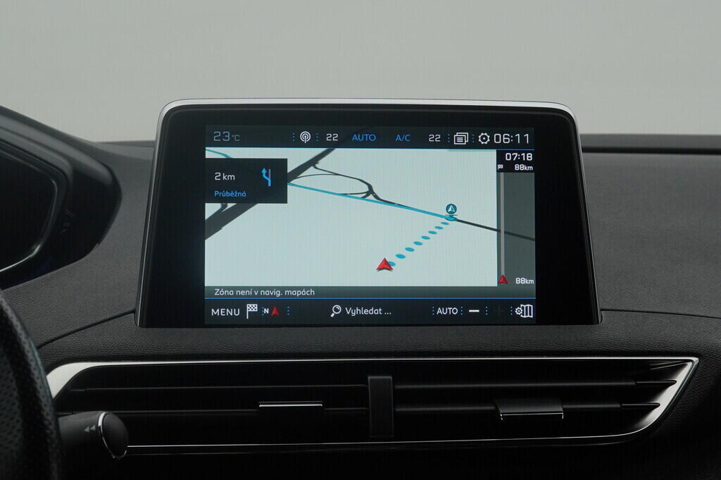 OZ190V01434_24.webp_3008 GT Line 2.0 BlueHDi 130 kW automat, DPH