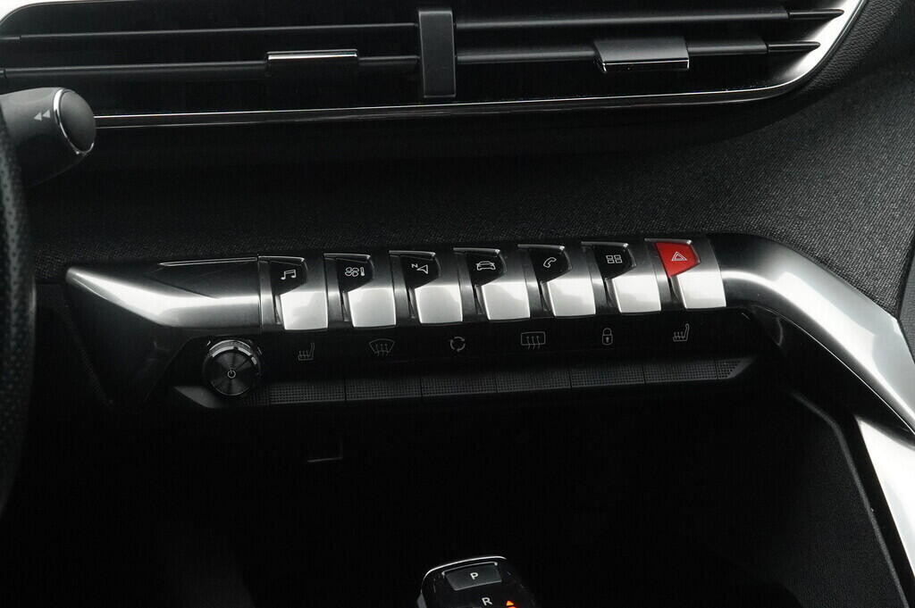 OZ190V01434_27.webp_3008 GT Line 2.0 BlueHDi 130 kW automat, DPH