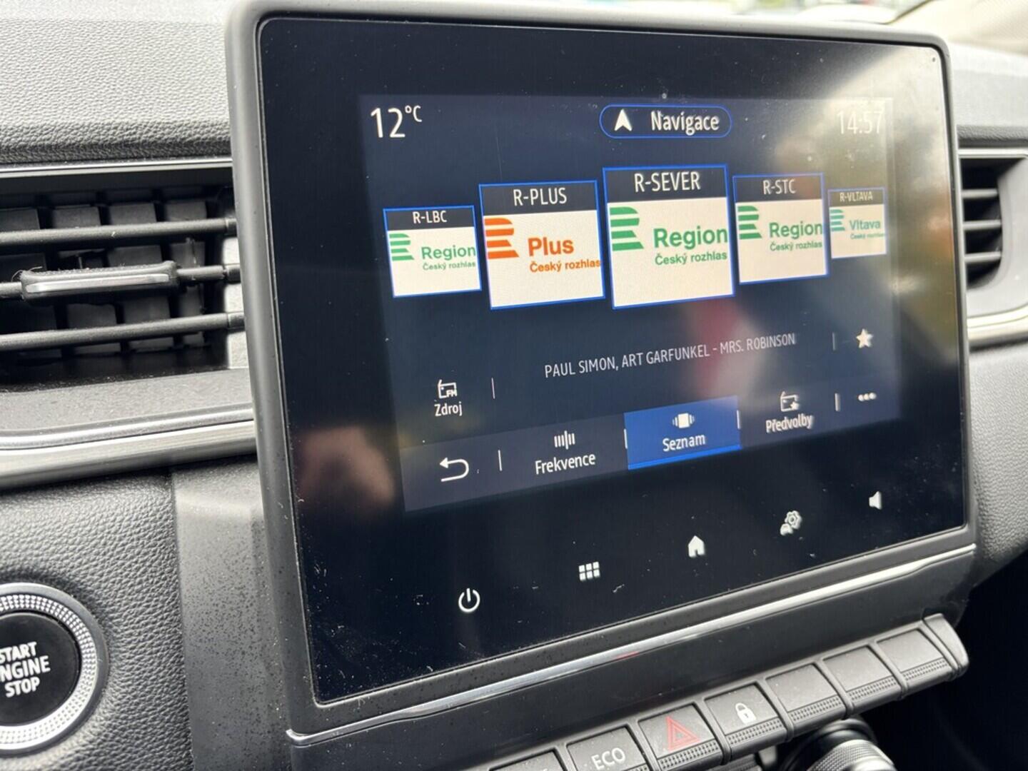 OZ190V01439_31.webp_CAPTUR Intens 1.0 TCe _ kW manuál