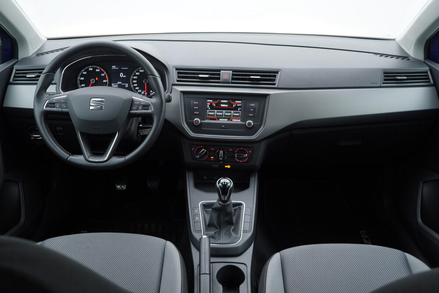 OZ190V01456_26.webp_IBIZA Style 1.0 TSI 70 kW manuál