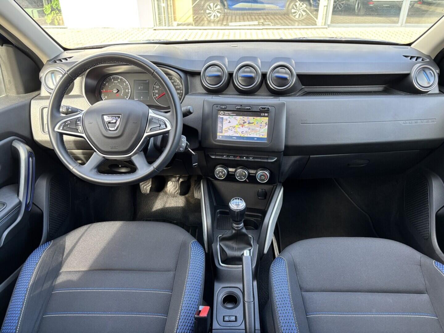 OZ190V01460_24.webp_DUSTER Celebration 1.0  74 kW manuál