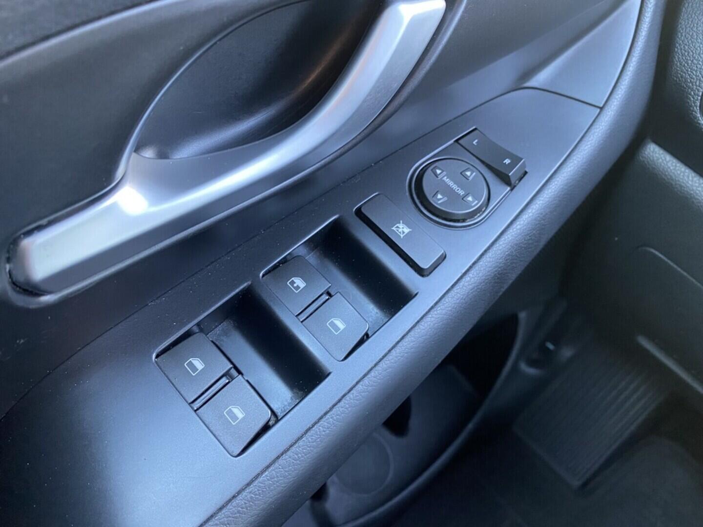 OZ190V01464_21.webp_I30 start 1.0  88 kW manuál