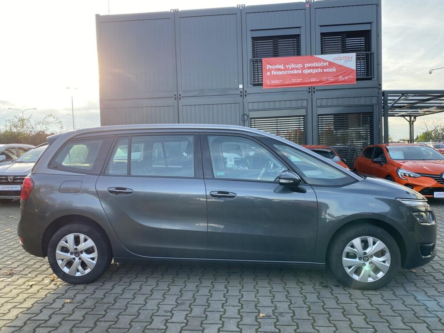 OZ190V01465_13.webp_GRAND C4 PICASSO  1.6  85 kW manuál, DPH