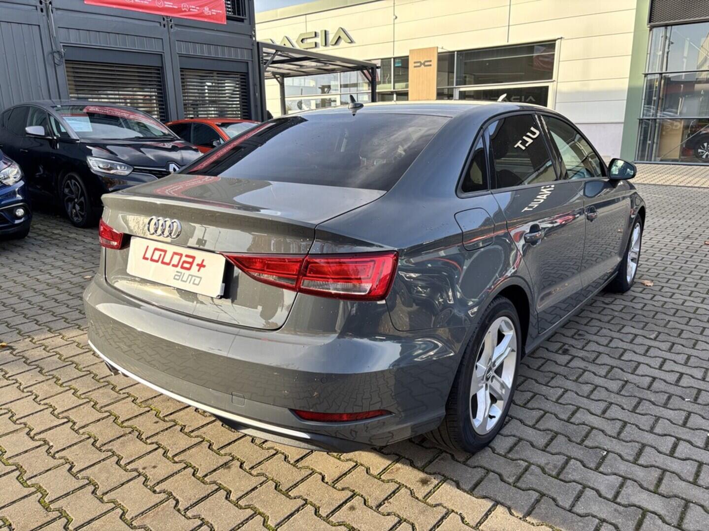 OZ190V01467_14.webp_A3  1.6 TDI 85 kW manuál, DPH