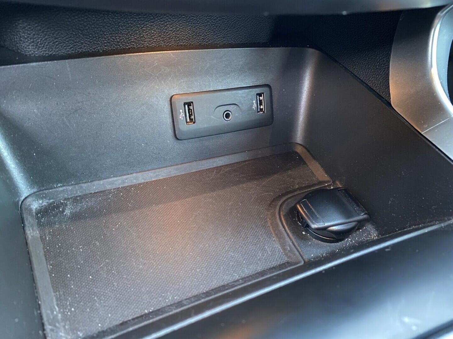 OZ190V01468_36.webp_KADJAR  1.3 TCe 117 kW manuál