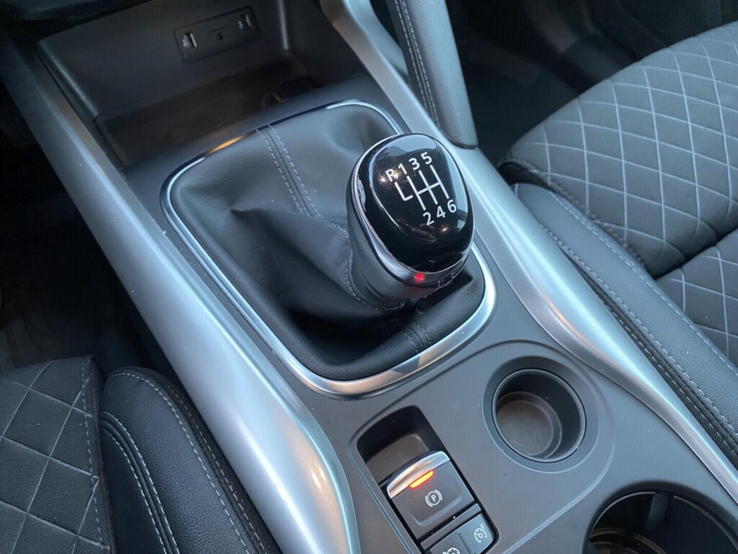 OZ190V01468_38.webp_KADJAR  1.3 TCe 117 kW manuál